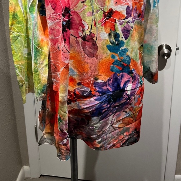 blouse w contrast by jess and jane - Picture 12 of 16